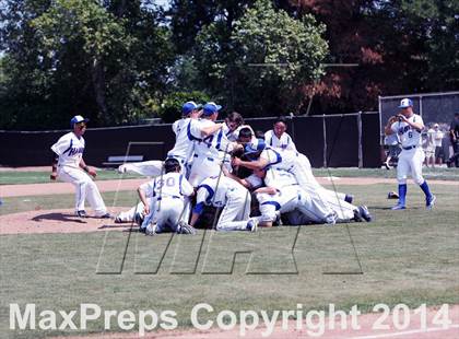Thumbnail 1 in Alhambra vs. Tamalpais (CIF NCS D3 Final) photogallery.