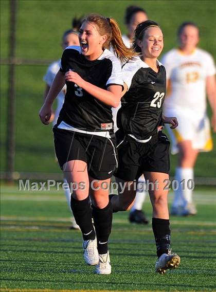 Thumbnail 1 in Hempfield @ Penn Manor photogallery.