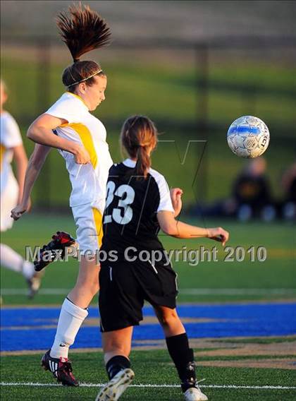 Thumbnail 1 in Hempfield @ Penn Manor photogallery.
