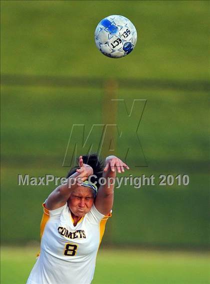 Thumbnail 1 in Hempfield @ Penn Manor photogallery.