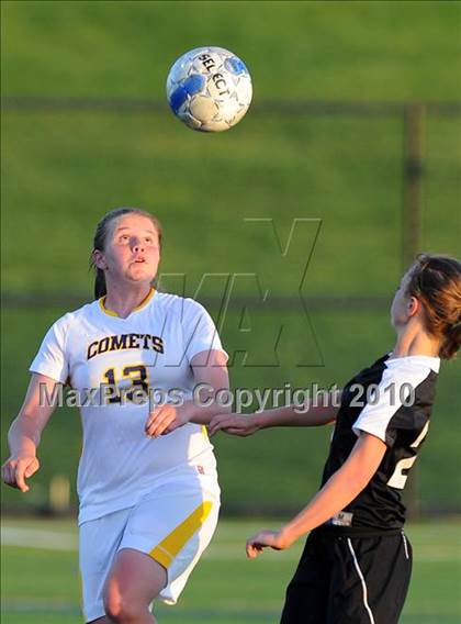 Thumbnail 3 in Hempfield @ Penn Manor photogallery.