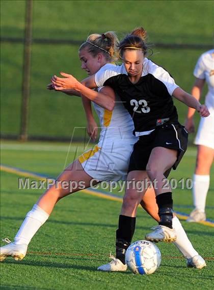 Thumbnail 2 in Hempfield @ Penn Manor photogallery.