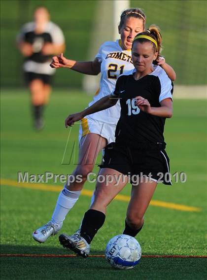 Thumbnail 3 in Hempfield @ Penn Manor photogallery.