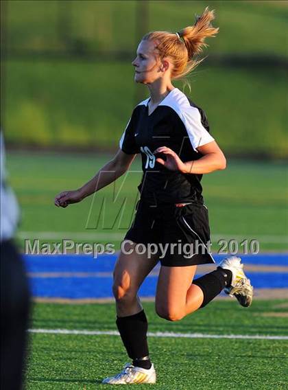 Thumbnail 1 in Hempfield @ Penn Manor photogallery.