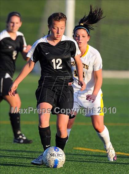 Thumbnail 1 in Hempfield @ Penn Manor photogallery.