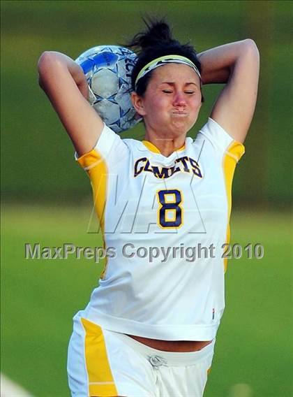 Thumbnail 3 in Hempfield @ Penn Manor photogallery.