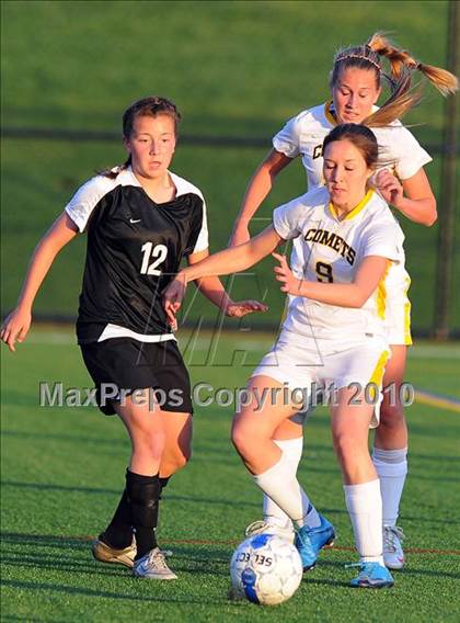 Thumbnail 3 in Hempfield @ Penn Manor photogallery.