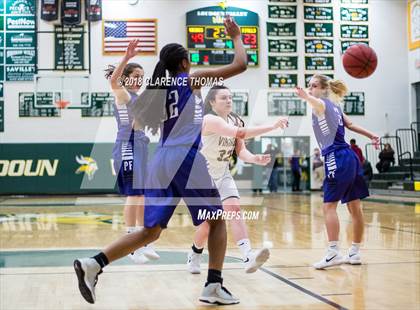 Thumbnail 1 in Potomac Falls @ Loudoun Valley photogallery.