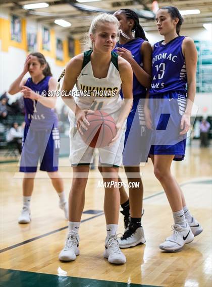 Thumbnail 3 in Potomac Falls @ Loudoun Valley photogallery.