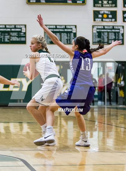 Thumbnail 3 in Potomac Falls @ Loudoun Valley photogallery.