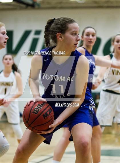 Thumbnail 3 in Potomac Falls @ Loudoun Valley photogallery.