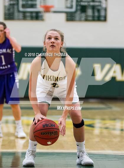 Thumbnail 2 in Potomac Falls @ Loudoun Valley photogallery.