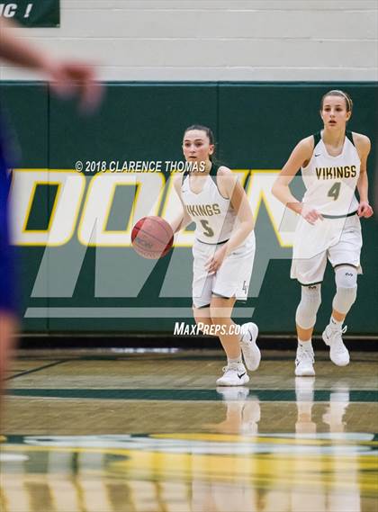 Thumbnail 1 in Potomac Falls @ Loudoun Valley photogallery.