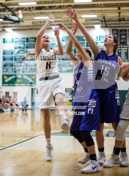 Thumbnail 2 in Potomac Falls @ Loudoun Valley photogallery.
