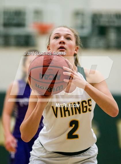 Thumbnail 3 in Potomac Falls @ Loudoun Valley photogallery.