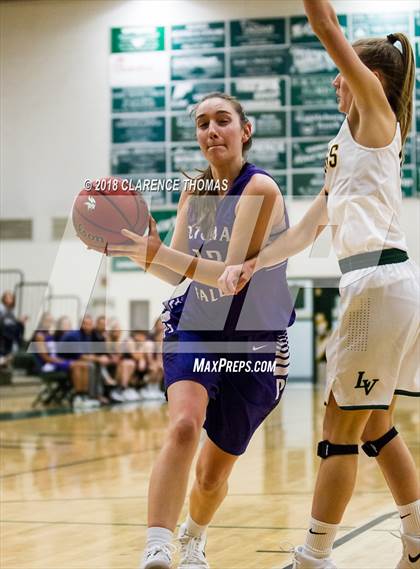 Thumbnail 1 in Potomac Falls @ Loudoun Valley photogallery.