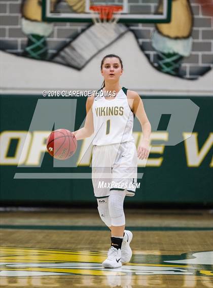 Thumbnail 2 in Potomac Falls @ Loudoun Valley photogallery.
