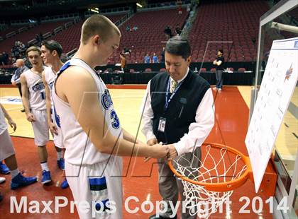 Thumbnail 3 in Valley Christian vs. Cortez (AIA D3 Final) photogallery.