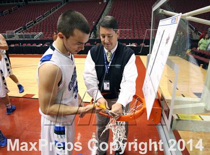 Thumbnail 1 in Valley Christian vs. Cortez (AIA D3 Final) photogallery.