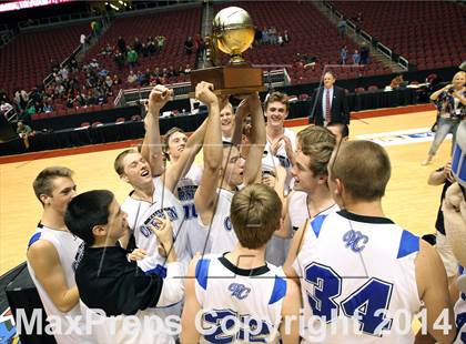 Thumbnail 3 in Valley Christian vs. Cortez (AIA D3 Final) photogallery.