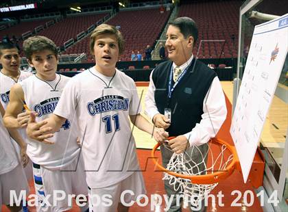 Thumbnail 3 in Valley Christian vs. Cortez (AIA D3 Final) photogallery.