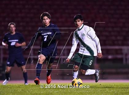 Thumbnail 3 in Sacred Heart Cathedral Preparatory vs. Valley Christian photogallery.