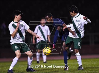 Thumbnail 2 in Sacred Heart Cathedral Preparatory vs. Valley Christian photogallery.