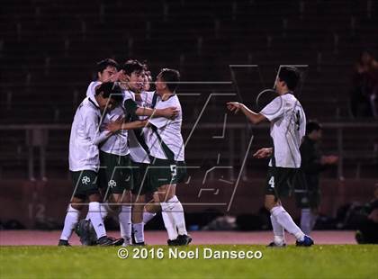 Thumbnail 1 in Sacred Heart Cathedral Preparatory vs. Valley Christian photogallery.