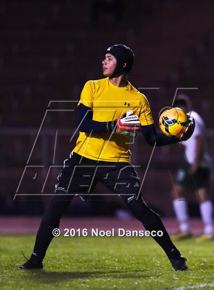 Thumbnail 1 in Sacred Heart Cathedral Preparatory vs. Valley Christian photogallery.