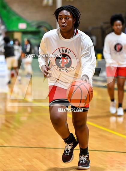 Thumbnail 3 in Parkway @ Captain Shreve photogallery.