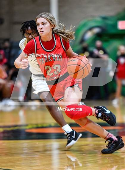 Thumbnail 3 in Parkway @ Captain Shreve photogallery.