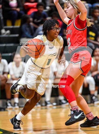 Thumbnail 1 in Parkway @ Captain Shreve photogallery.