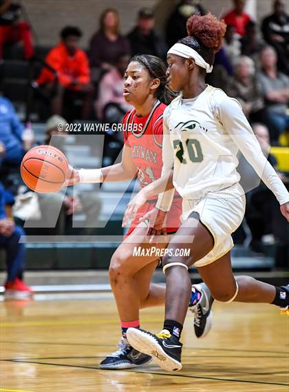 Thumbnail 1 in Parkway @ Captain Shreve photogallery.