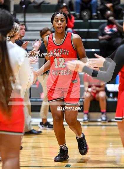 Thumbnail 1 in Parkway @ Captain Shreve photogallery.