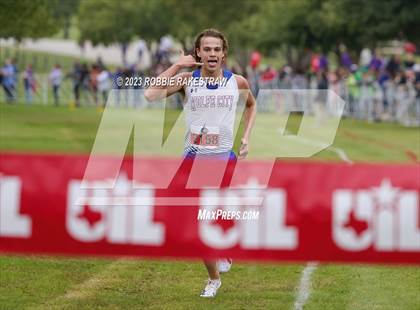 Thumbnail 2 in UIL Cross Country 2A Finals (5K) photogallery.