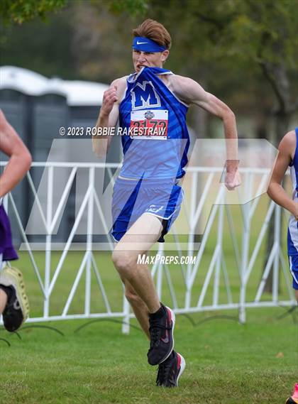 Thumbnail 1 in UIL Cross Country 2A Finals (5K) photogallery.