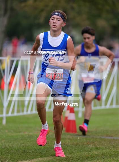 Thumbnail 3 in UIL Cross Country 2A Finals (5K) photogallery.