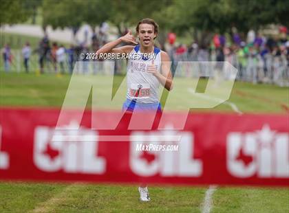 Thumbnail 3 in UIL Cross Country 2A Finals (5K) photogallery.