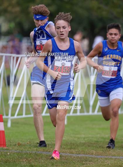 Thumbnail 1 in UIL Cross Country 2A Finals (5K) photogallery.