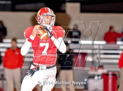 Thumbnail 1 in Simon Kenton @ Dixie Heights (KHSAA Class 6A Commomwealth Gridiron Bowl) photogallery.