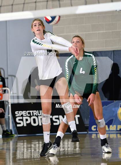 Thumbnail 1 in Menlo-Atherton vs. Edison (CIF State D1 Final) photogallery.