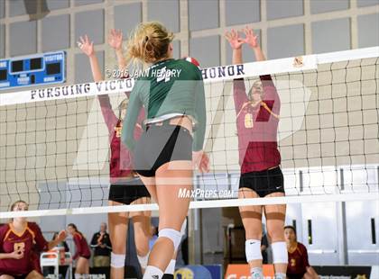 Thumbnail 3 in Menlo-Atherton vs. Edison (CIF State D1 Final) photogallery.
