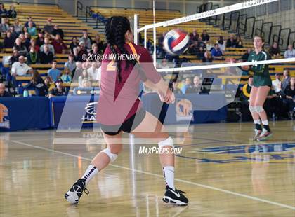 Thumbnail 1 in Menlo-Atherton vs. Edison (CIF State D1 Final) photogallery.
