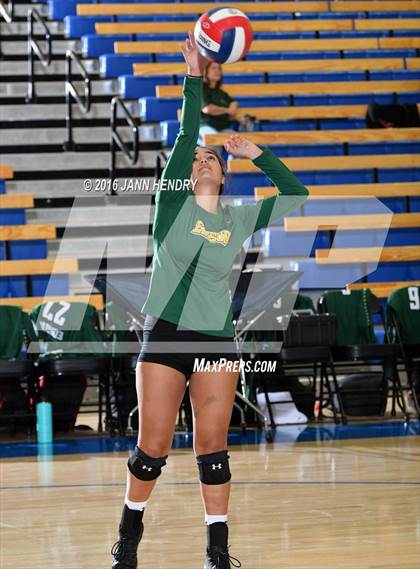 Thumbnail 1 in Menlo-Atherton vs. Edison (CIF State D1 Final) photogallery.