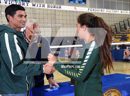 Thumbnail 2 in Menlo-Atherton vs. Edison (CIF State D1 Final) photogallery.
