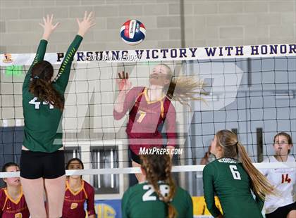Thumbnail 3 in Menlo-Atherton vs. Edison (CIF State D1 Final) photogallery.