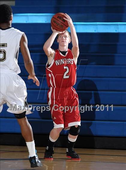 Thumbnail 3 in Winters vs. American Canyon (Les Curry Invitational) photogallery.