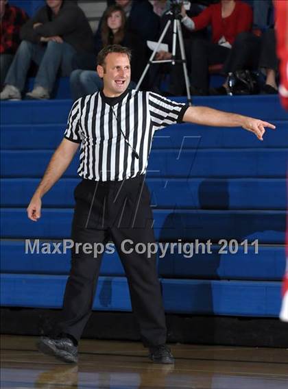 Thumbnail 3 in Winters vs. American Canyon (Les Curry Invitational) photogallery.