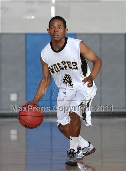 Thumbnail 1 in Winters vs. American Canyon (Les Curry Invitational) photogallery.