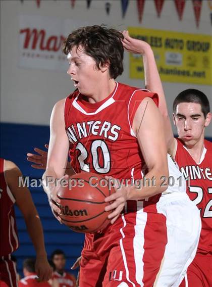 Thumbnail 3 in Winters vs. American Canyon (Les Curry Invitational) photogallery.